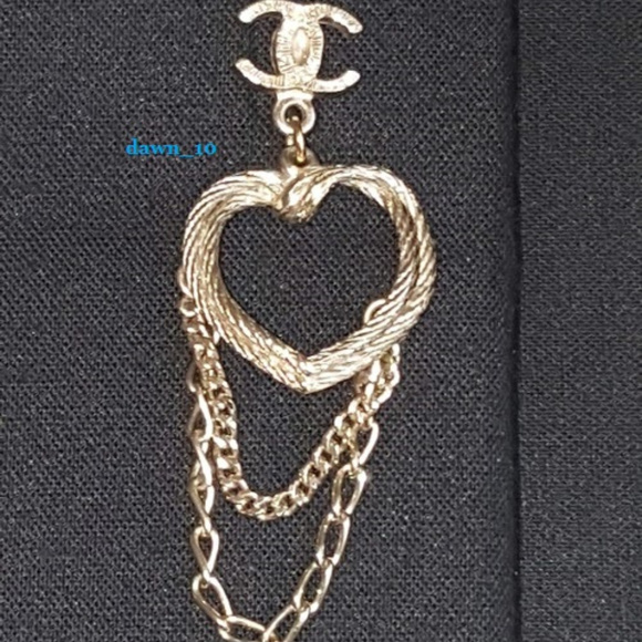 Chanel CC Heart Chain Drop Dangle Earrings, Gold - Picture 4 of 8